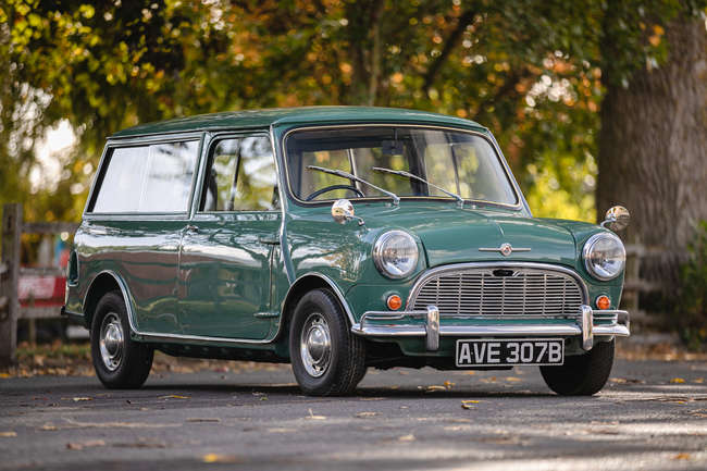 Iconic Auctioneers | 1964 Morris Mini-Minor Traveller-Auction Lot