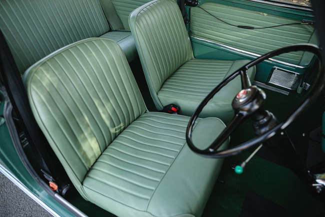 1964 Morris Mini-Minor Traveller-Auction Lot