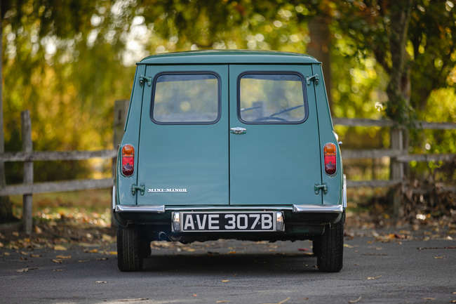 1964 Morris Mini-Minor Traveller-Auction Lot