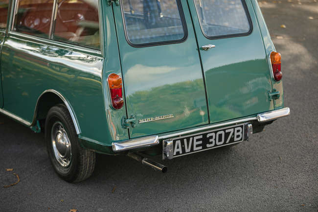 1964 Morris Mini-Minor Traveller-Auction Lot