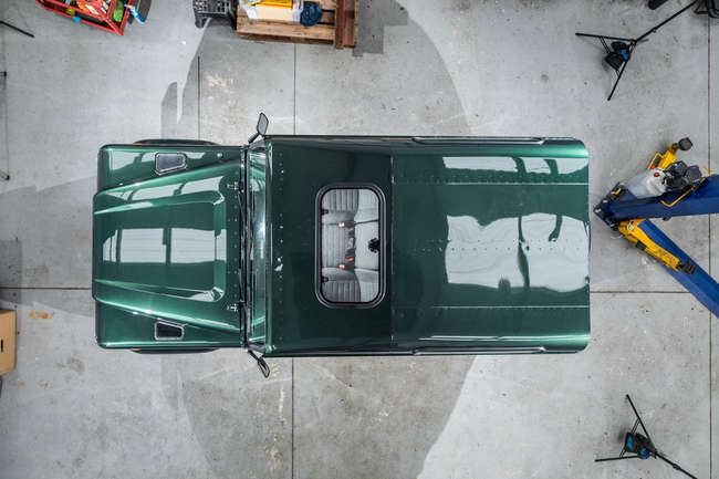1999 Land Rover Defender 90 Td5 - fully restored/magazine fe-Auction Lot