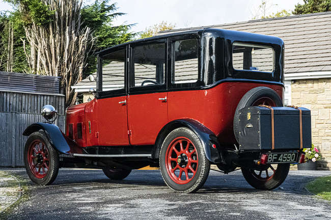 1925 Lagonda 12/24 S Saloon-Auction Lot