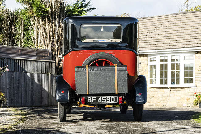 1925 Lagonda 12/24 S Saloon-Auction Lot