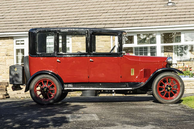 1925 Lagonda 12/24 S Saloon-Auction Lot