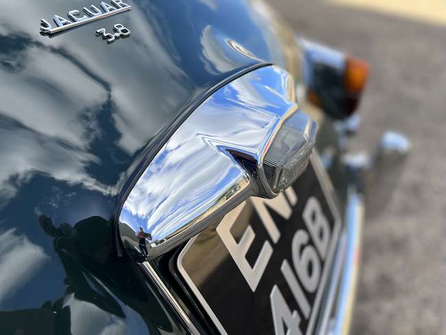 1964 Jaguar Mk2 3.8-Litre Saloon-Sold