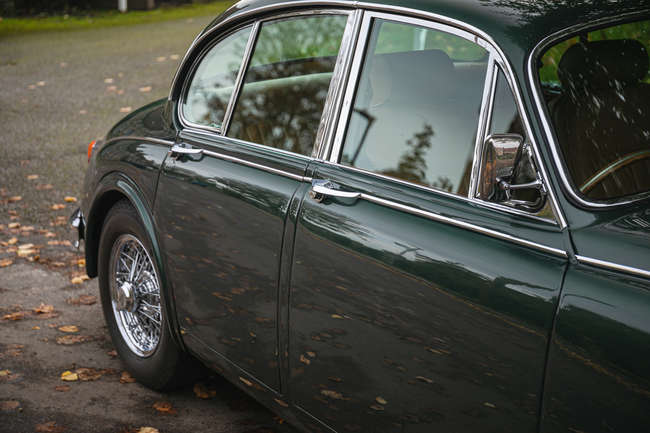 1963 Jaguar Mk2 3.8-Litre Saloon-Sold