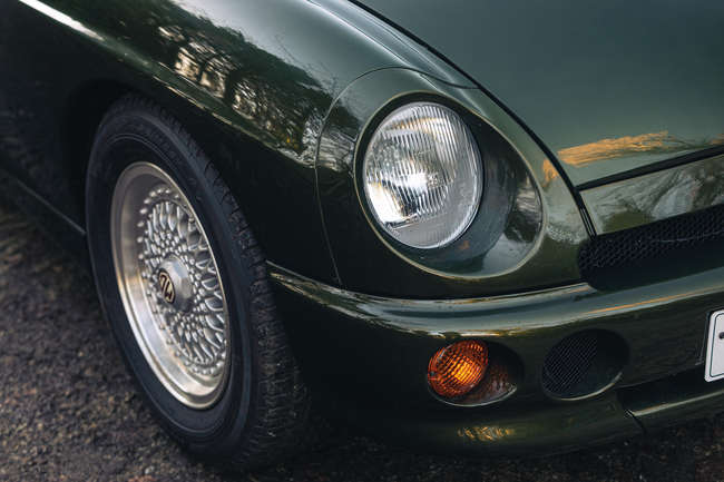 1999 MG R V8-Sold