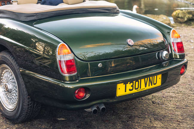 1999 MG R V8-Sold
