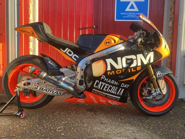Iconic Auctioneers | 2013 Kawasaki FTR MGP13 ex-Colin Edwards Moto