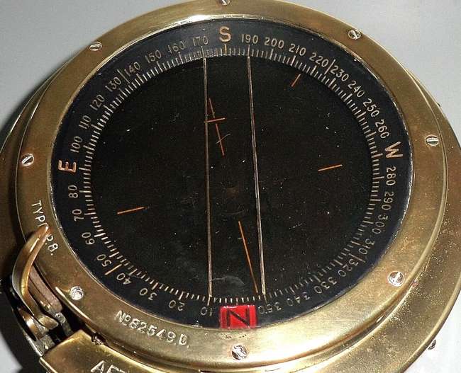 WWII Spitfire Compass- Air Ministry, Type P-8 REF. 6A/726 da-Sold