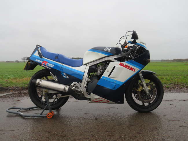 1987 Suzuki GSXR750 749cc-Sold