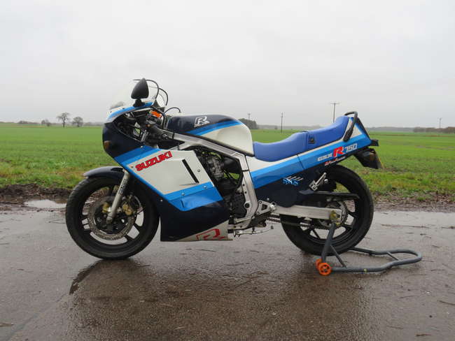 Iconic Auctioneers | 1987 Suzuki GSXR750 749cc-Sold