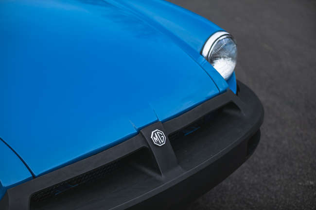 1975 MG B GT 'Factory' V8-Auction Lot