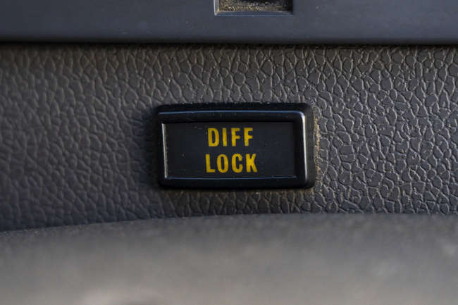 1976 Land Rover Range Rover Suffix D-Sold