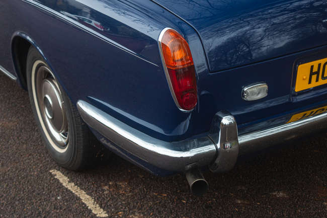 1971 Rolls-Royce Corniche Convertible Ex-Sir Bruce Forsyth-Auction Lot