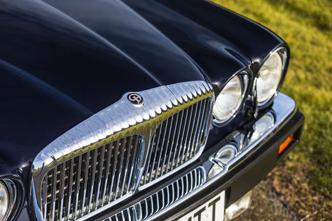 1983 Daimler Sovereign 4.2-Litre Vanden Plas - 7,700 miles-Auction Lot