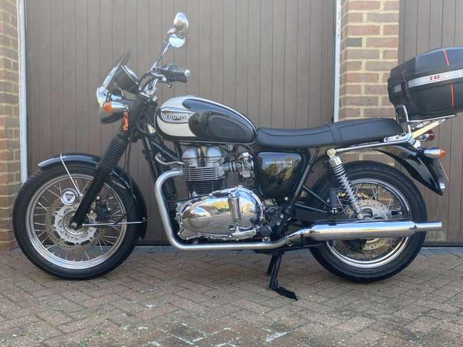 2004 Triumph Bonneville T100 790cc-Sold