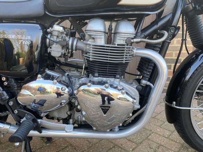2004 Triumph Bonneville T100 790cc-Sold