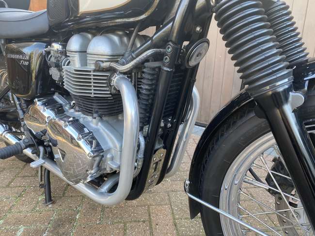 2004 Triumph Bonneville T100 790cc-Sold