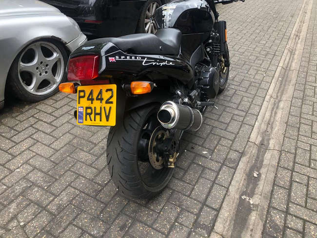 1996 Triumph Speed Triple 885cc-Sold