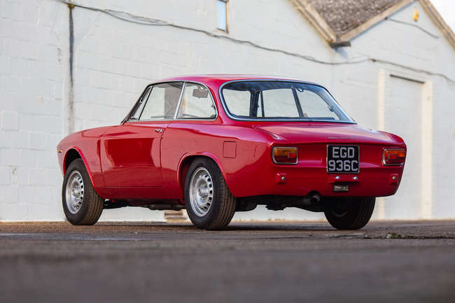 1965 Alfa Romeo Giulia Sprint GT-Sold