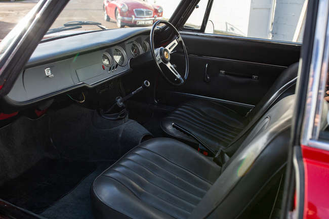 1965 Alfa Romeo Giulia Sprint GT-Sold