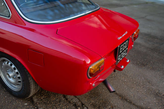 1965 Alfa Romeo Giulia Sprint GT-Sold