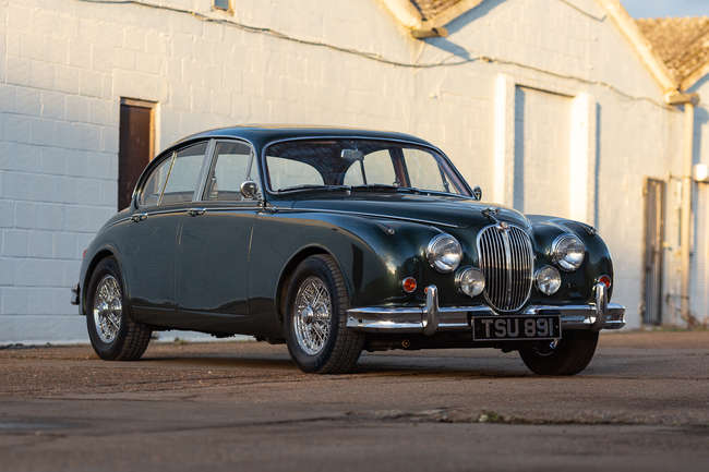 Iconic Auctioneers | 1962 Jaguar Mk2 3.8-Litre Manual O/D Saloon-Sold