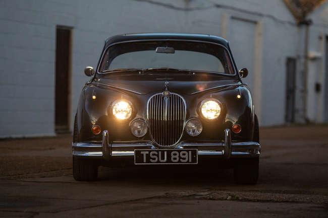 1962 Jaguar Mk2 3.8-Litre Manual O/D Saloon-Sold