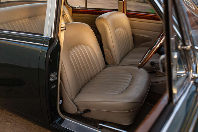 1962 Jaguar Mk2 3.8-Litre Manual O/D Saloon-Sold