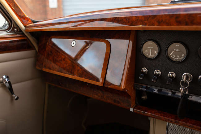 1962 Jaguar Mk2 3.8-Litre Manual O/D Saloon-Sold