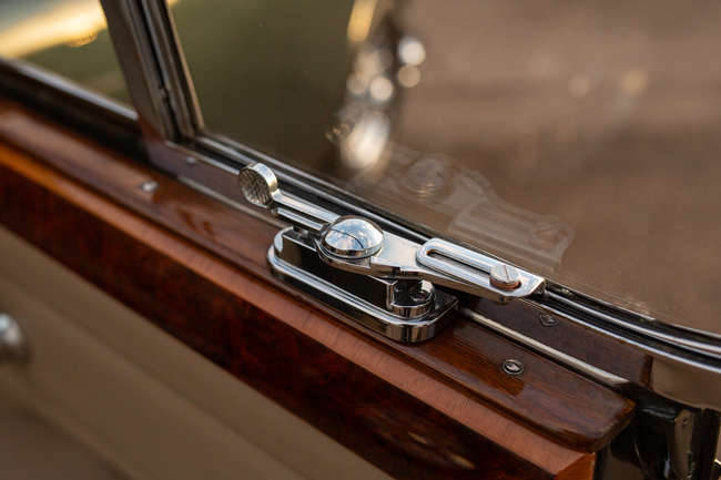 1962 Jaguar Mk2 3.8-Litre Manual O/D Saloon-Sold