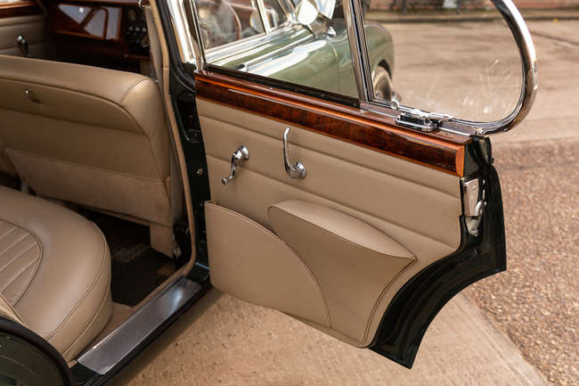 1962 Jaguar Mk2 3.8-Litre Manual O/D Saloon-Sold