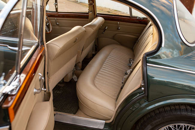 1962 Jaguar Mk2 3.8-Litre Manual O/D Saloon-Sold