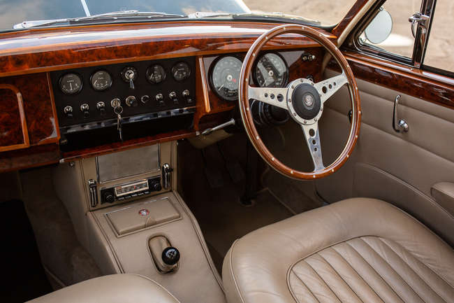 1962 Jaguar Mk2 3.8-Litre Manual O/D Saloon-Sold