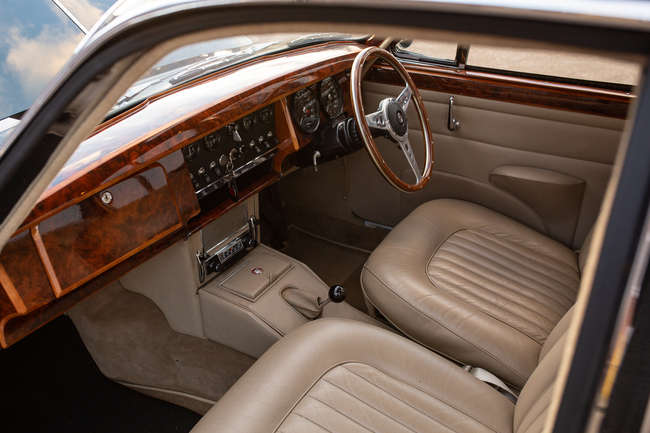 1962 Jaguar Mk2 3.8-Litre Manual O/D Saloon-Sold