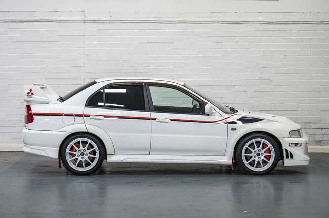 2000 Mitsibushi Lancer Evolution VI Tommi Makinen-Auction Lot