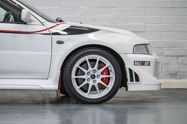 2000 Mitsibushi Lancer Evolution VI Tommi Makinen-Auction Lot