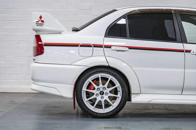 2000 Mitsibushi Lancer Evolution VI Tommi Makinen-Auction Lot