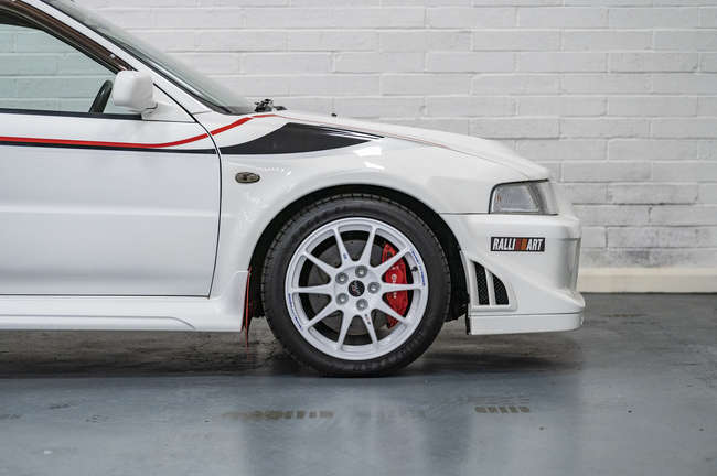 2000 Mitsibushi Lancer Evolution VI Tommi Makinen-Auction Lot