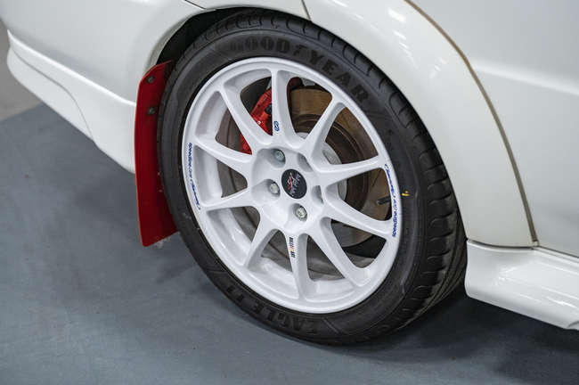 2000 Mitsibushi Lancer Evolution VI Tommi Makinen-Auction Lot