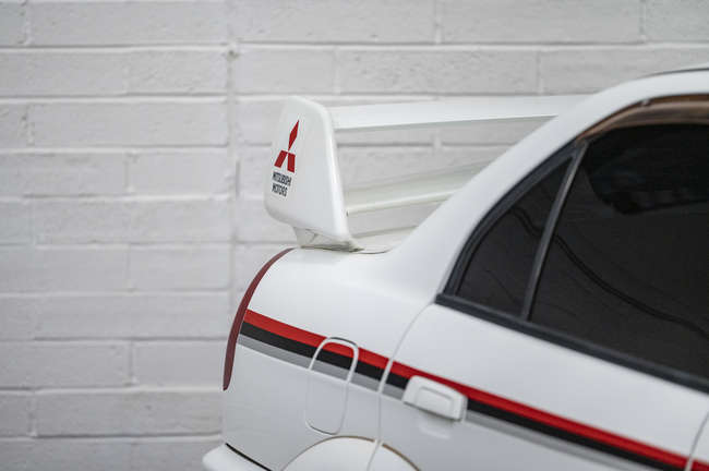 2000 Mitsibushi Lancer Evolution VI Tommi Makinen-Auction Lot