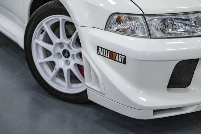 2000 Mitsibushi Lancer Evolution VI Tommi Makinen-Auction Lot