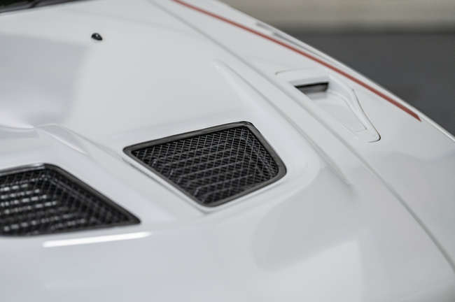 2000 Mitsibushi Lancer Evolution VI Tommi Makinen-Auction Lot