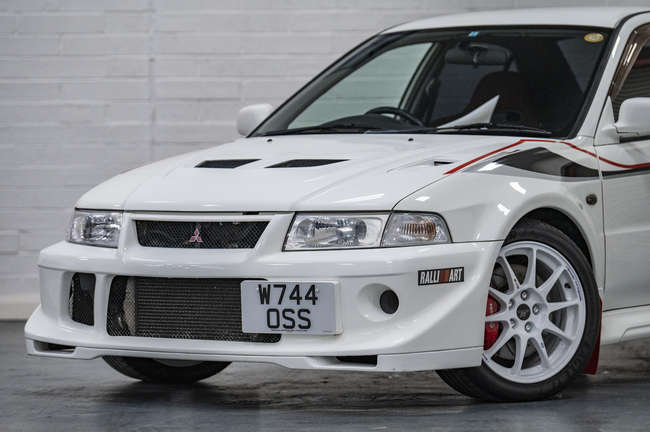 2000 Mitsibushi Lancer Evolution VI Tommi Makinen-Auction Lot