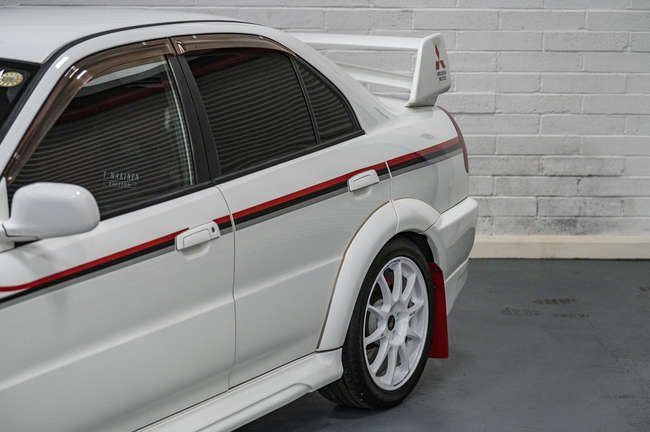 2000 Mitsibushi Lancer Evolution VI Tommi Makinen-Auction Lot