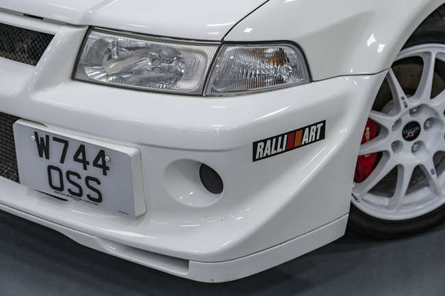 2000 Mitsibushi Lancer Evolution VI Tommi Makinen-Auction Lot