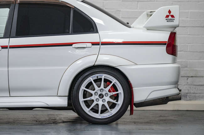 2000 Mitsibushi Lancer Evolution VI Tommi Makinen-Auction Lot
