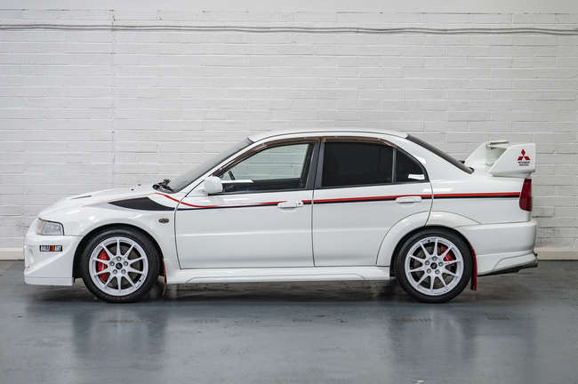 2000 Mitsibushi Lancer Evolution VI Tommi Makinen-Auction Lot