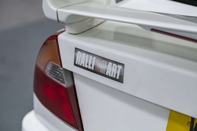2000 Mitsibushi Lancer Evolution VI Tommi Makinen-Auction Lot